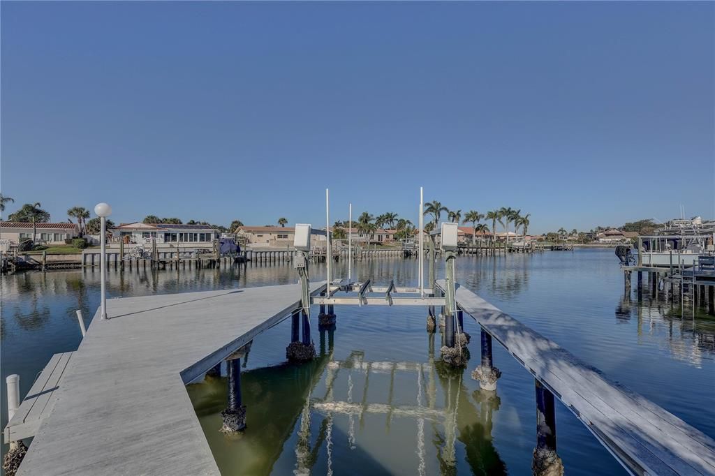 For Sale: $1,650,000 (4 beds, 3 baths, 2343 Square Feet)