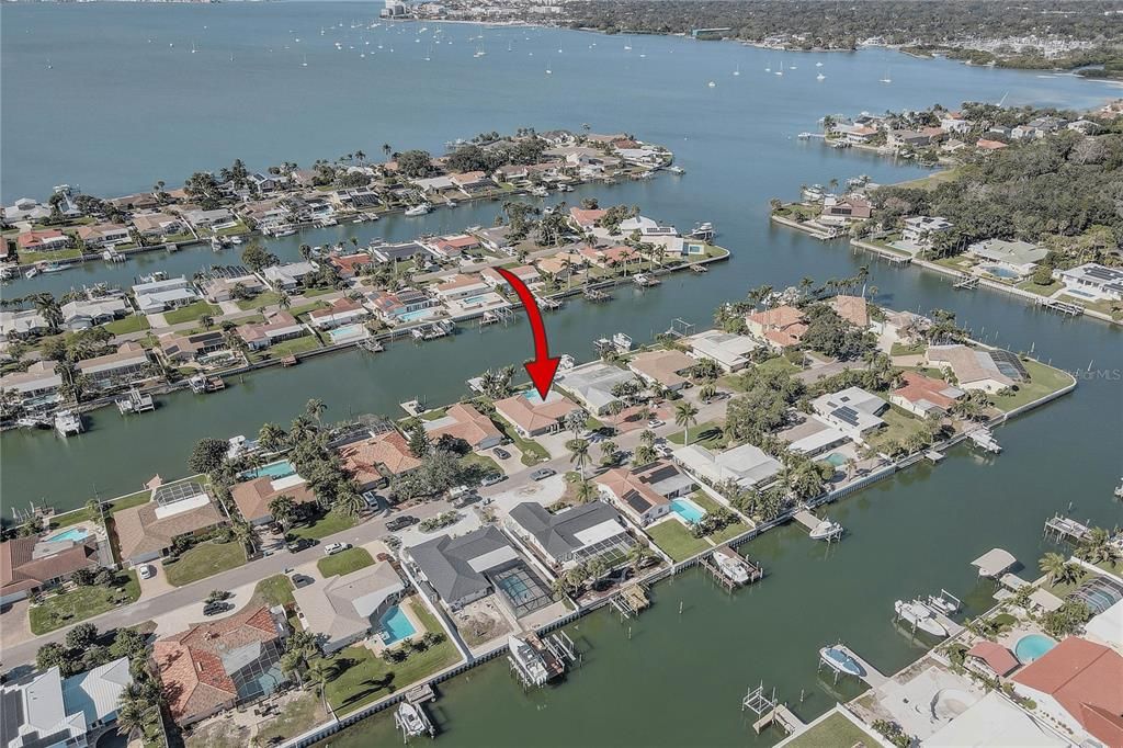 For Sale: $1,650,000 (4 beds, 3 baths, 2343 Square Feet)