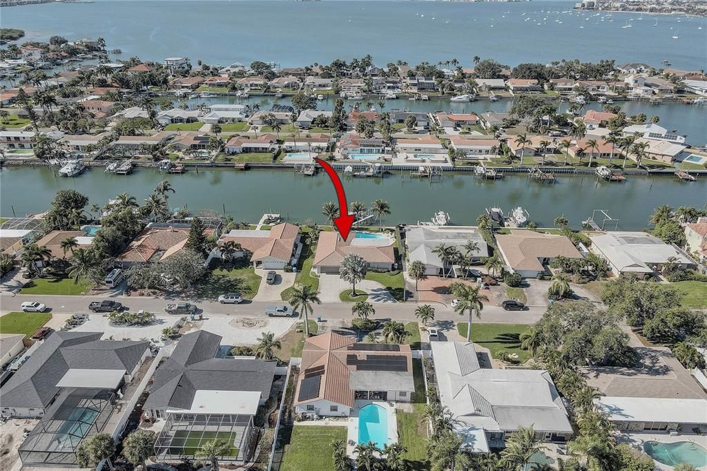 For Sale: $1,650,000 (4 beds, 3 baths, 2343 Square Feet)