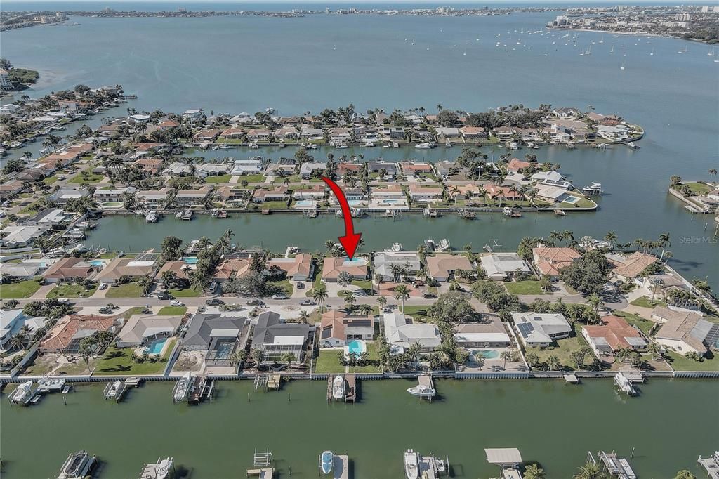 For Sale: $1,650,000 (4 beds, 3 baths, 2343 Square Feet)