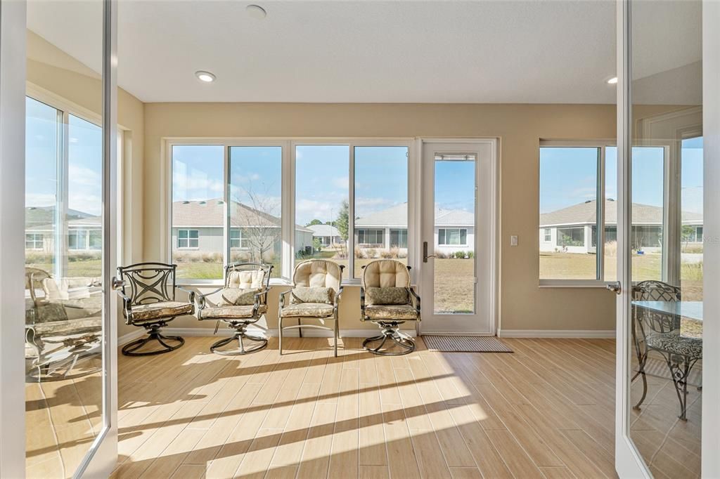 待售: $525,000 (2 贝兹, 2 浴室, 2963 平方英尺)