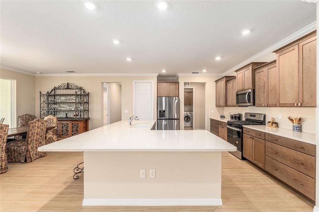 待售: $525,000 (2 贝兹, 2 浴室, 2963 平方英尺)