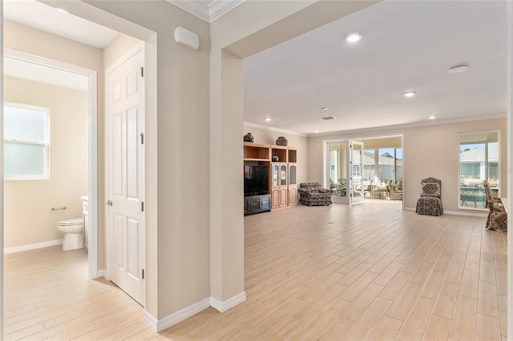 待售: $525,000 (2 贝兹, 2 浴室, 2963 平方英尺)