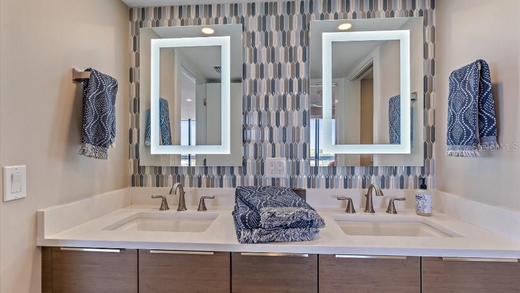 На продажу: $999,000 (1 спален, 1 ванн, 928 Квадратных фут)