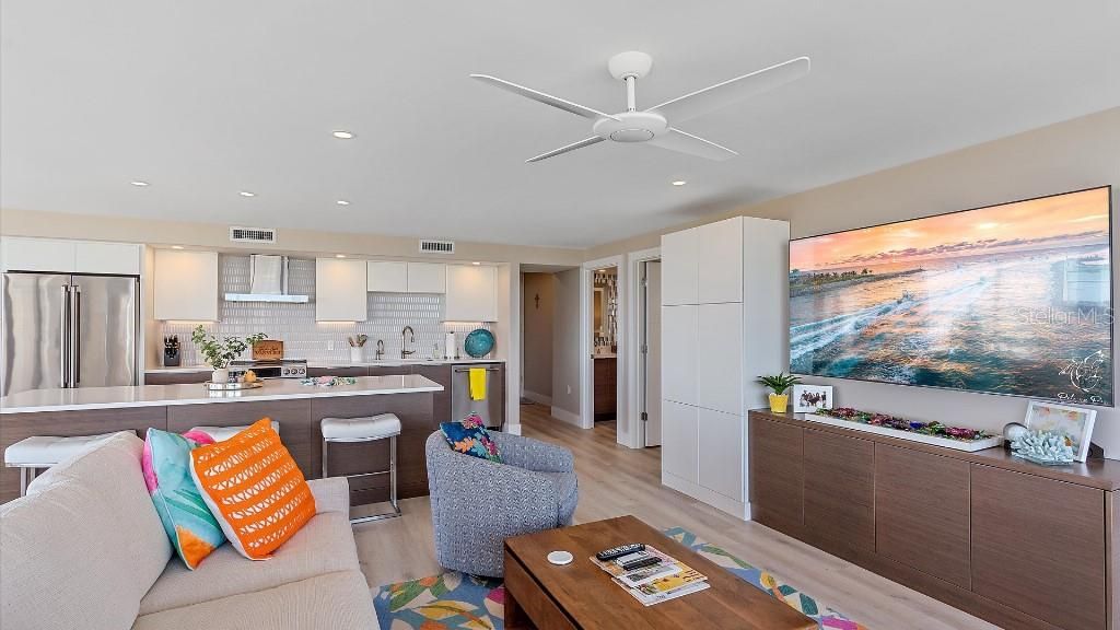 На продажу: $999,000 (1 спален, 1 ванн, 928 Квадратных фут)