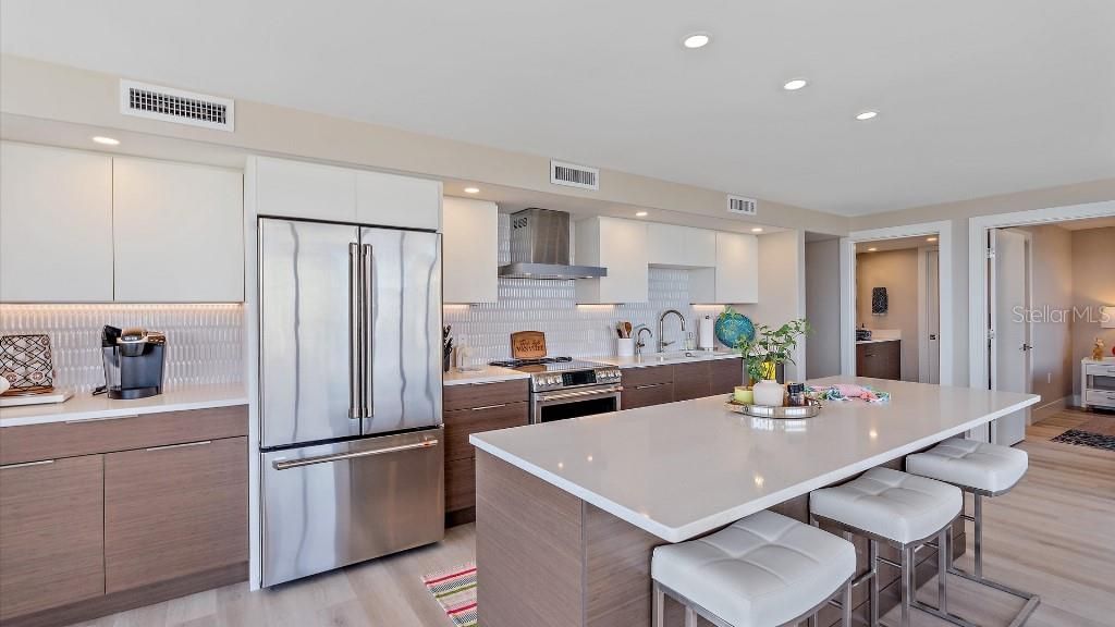 На продажу: $999,000 (1 спален, 1 ванн, 928 Квадратных фут)