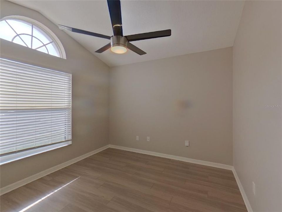 For Rent: $2,279 (4 beds, 2 baths, 1786 Square Feet)