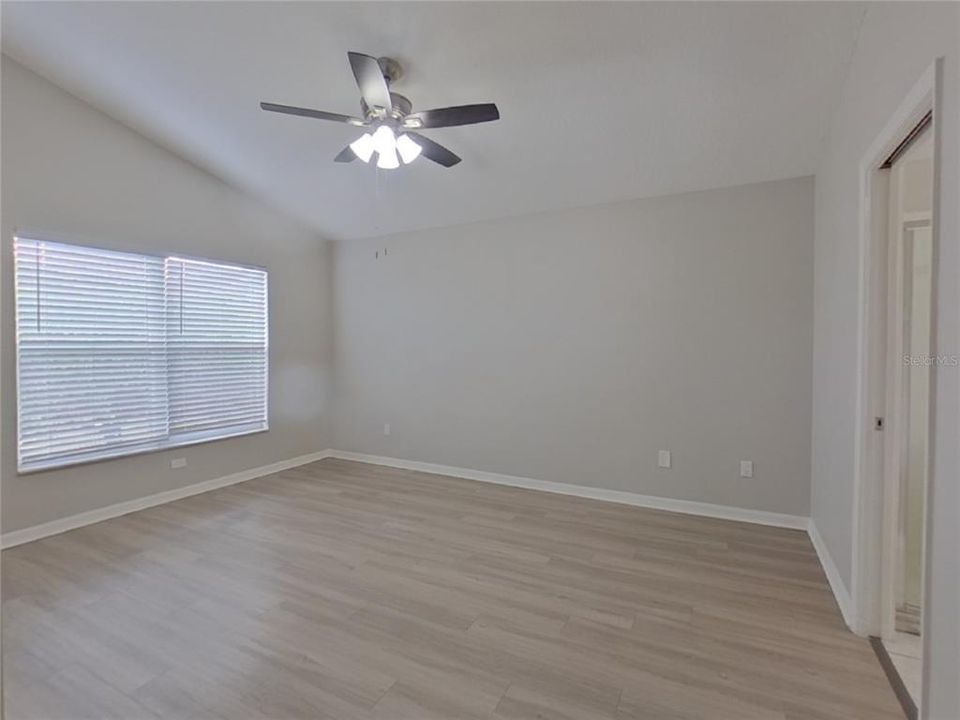 For Rent: $2,279 (4 beds, 2 baths, 1786 Square Feet)