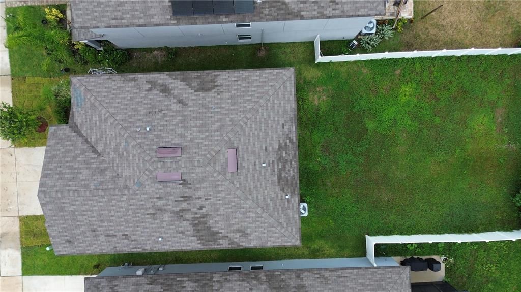 For Sale: $359,999 (4 beds, 2 baths, 1914 Square Feet)