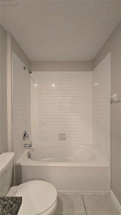 For Sale: $359,999 (4 beds, 2 baths, 1914 Square Feet)