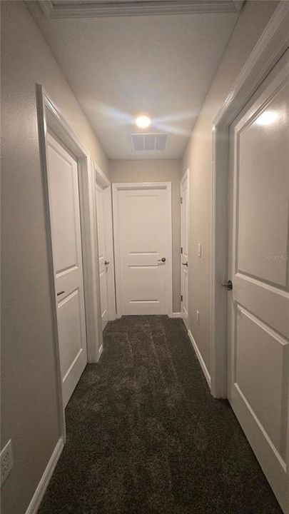 For Sale: $359,999 (4 beds, 2 baths, 1914 Square Feet)