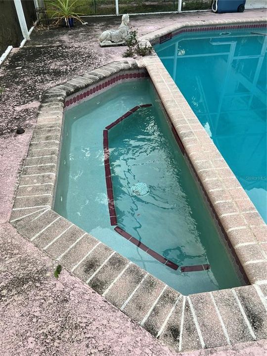 待售: $700,000 (4 贝兹, 3 浴室, 2851 平方英尺)