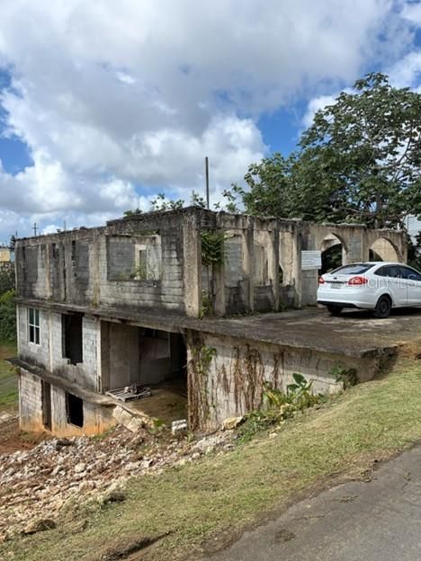 For Sale: $125,000 (9 beds, 0 baths, 1661.16 Square Feet)