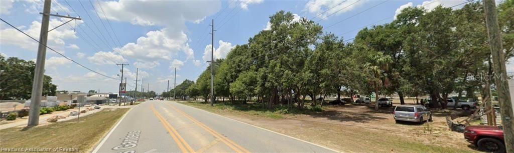 For Sale: $1,100,000 (1.40 acres)