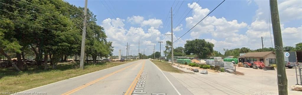 For Sale: $1,100,000 (1.40 acres)