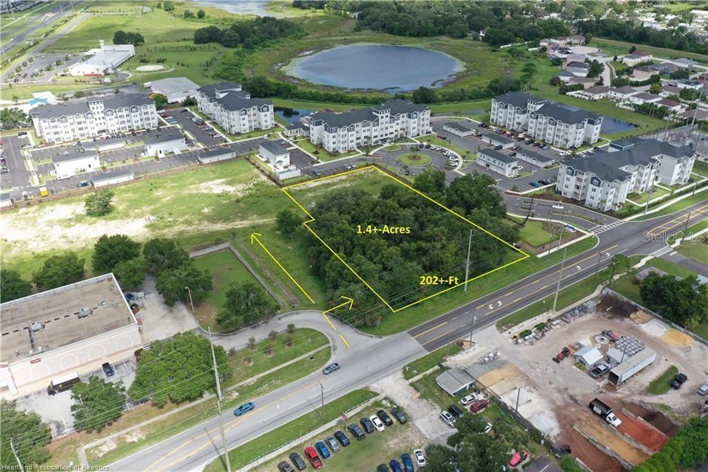 For Sale: $1,100,000 (1.40 acres)