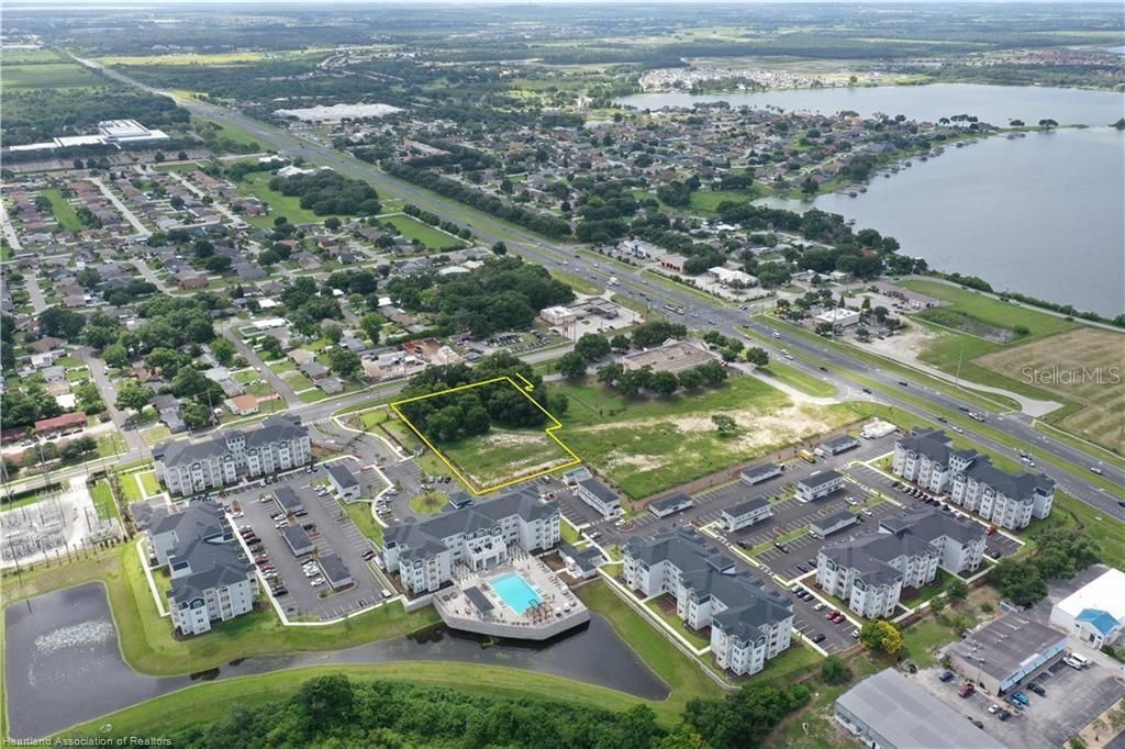 For Sale: $1,100,000 (1.40 acres)