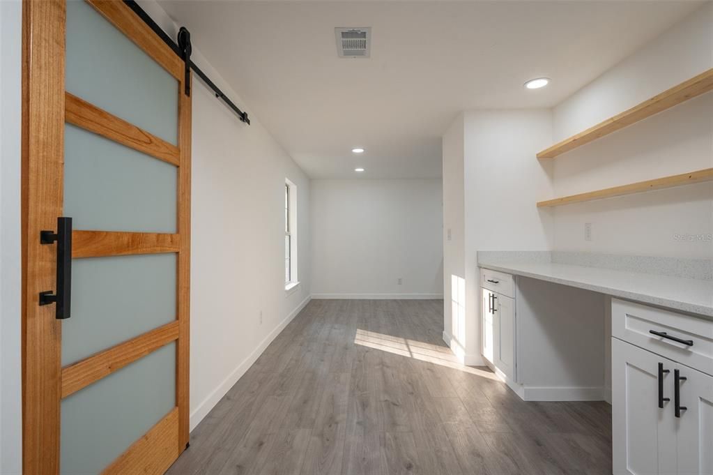 For Sale: $345,000 (3 beds, 2 baths, 1200 Square Feet)