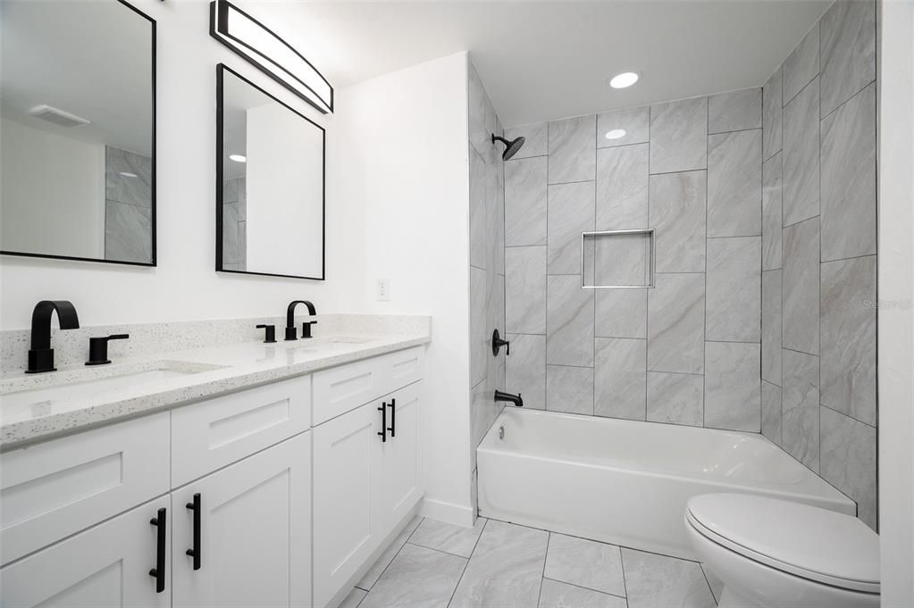 For Sale: $345,000 (3 beds, 2 baths, 1200 Square Feet)