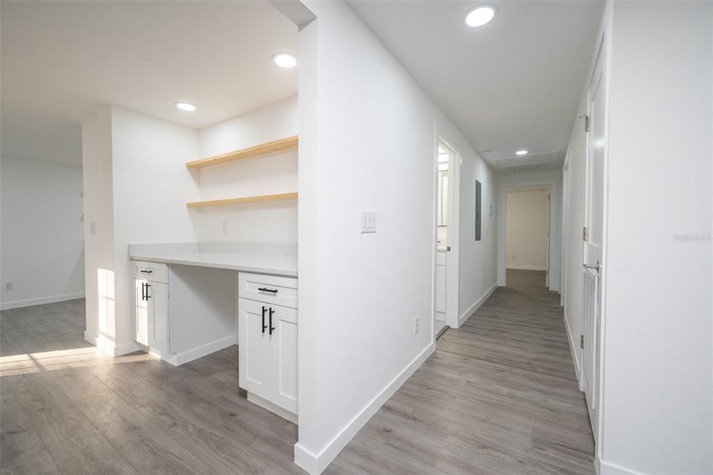 For Sale: $345,000 (3 beds, 2 baths, 1200 Square Feet)