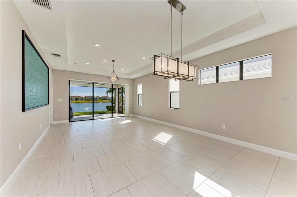 На продажу: $560,000 (2 спален, 2 ванн, 1671 Квадратных фут)