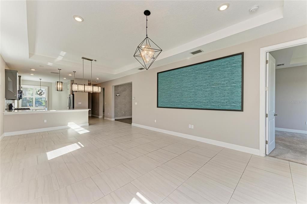 На продажу: $560,000 (2 спален, 2 ванн, 1671 Квадратных фут)