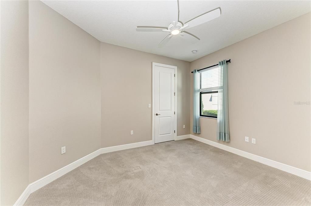 На продажу: $560,000 (2 спален, 2 ванн, 1671 Квадратных фут)