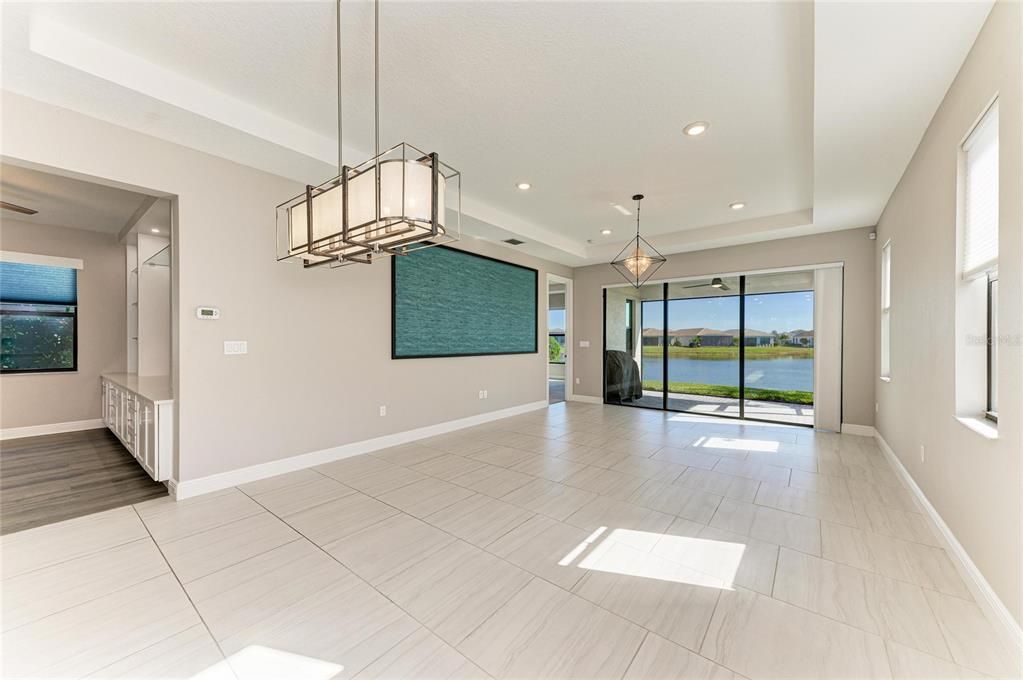 На продажу: $560,000 (2 спален, 2 ванн, 1671 Квадратных фут)