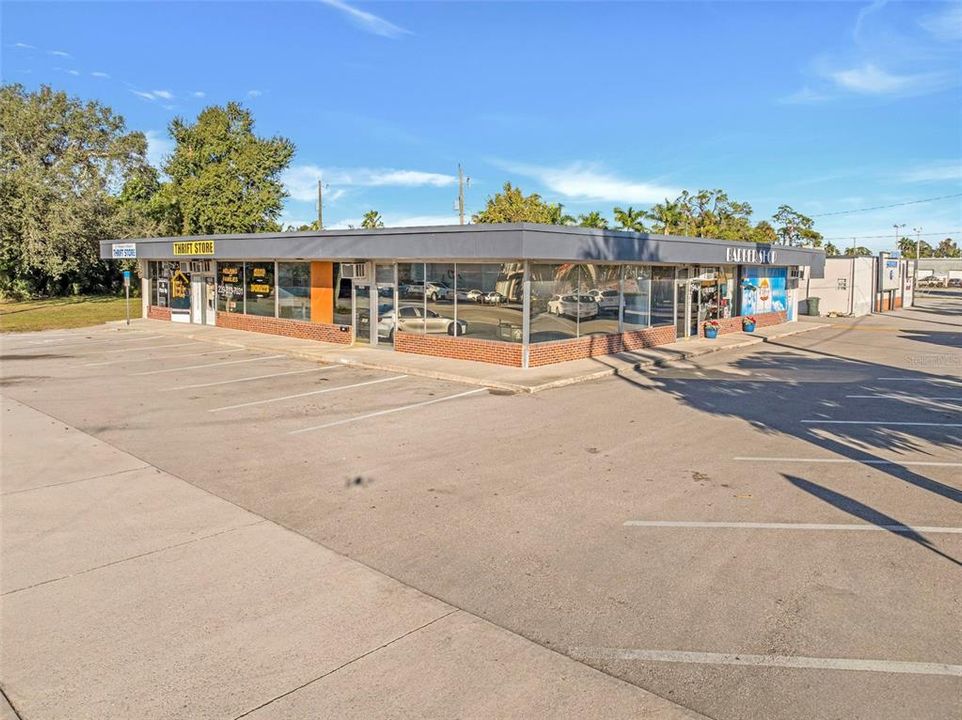 待售: $1,600,000 (0 贝兹, 0 浴室, 15000 平方英尺)