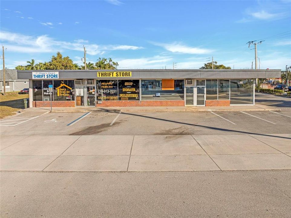 待售: $1,600,000 (0 贝兹, 0 浴室, 15000 平方英尺)