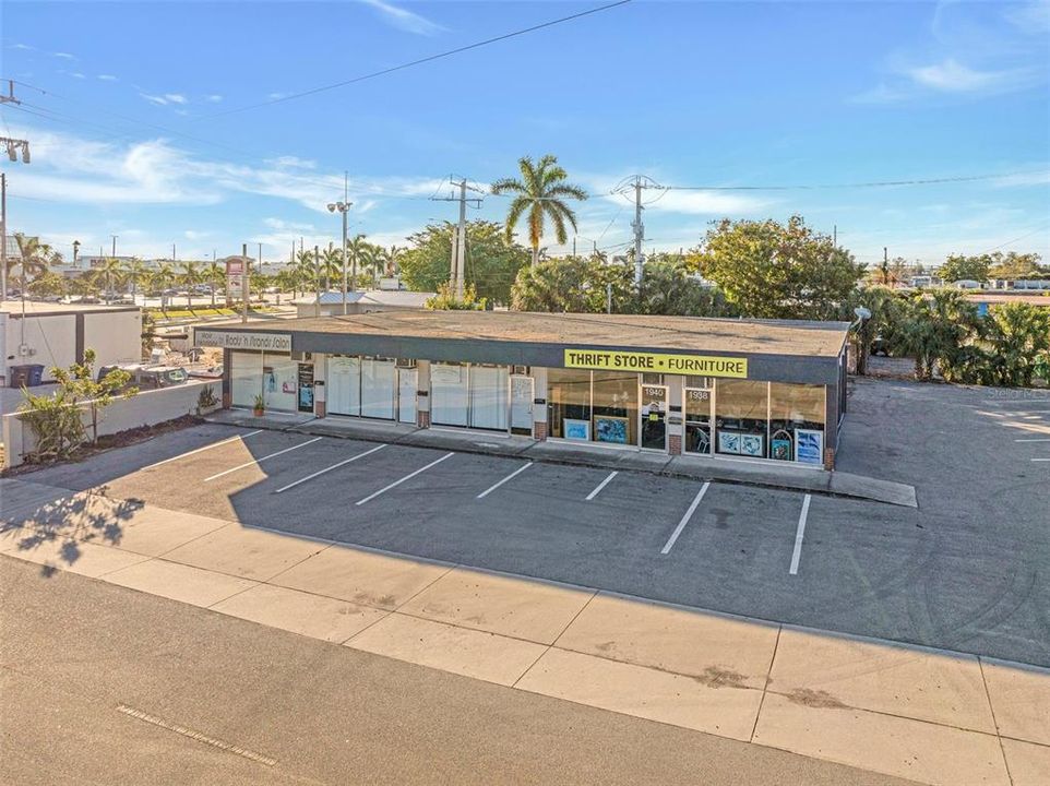 待售: $1,600,000 (0 贝兹, 0 浴室, 15000 平方英尺)