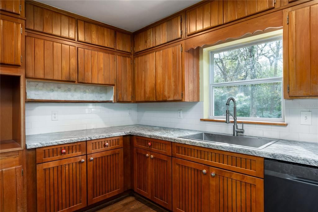 En Venta: $315,000 (3 camas, 2 baños, 1450 Pies cuadrados)