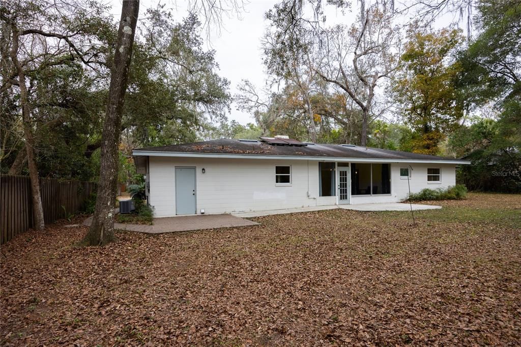 En Venta: $315,000 (3 camas, 2 baños, 1450 Pies cuadrados)