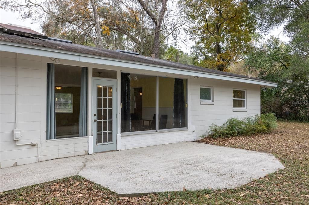 En Venta: $315,000 (3 camas, 2 baños, 1450 Pies cuadrados)