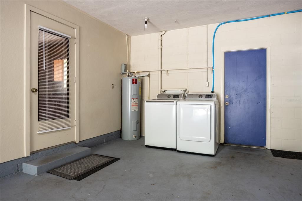 En Venta: $315,000 (3 camas, 2 baños, 1450 Pies cuadrados)