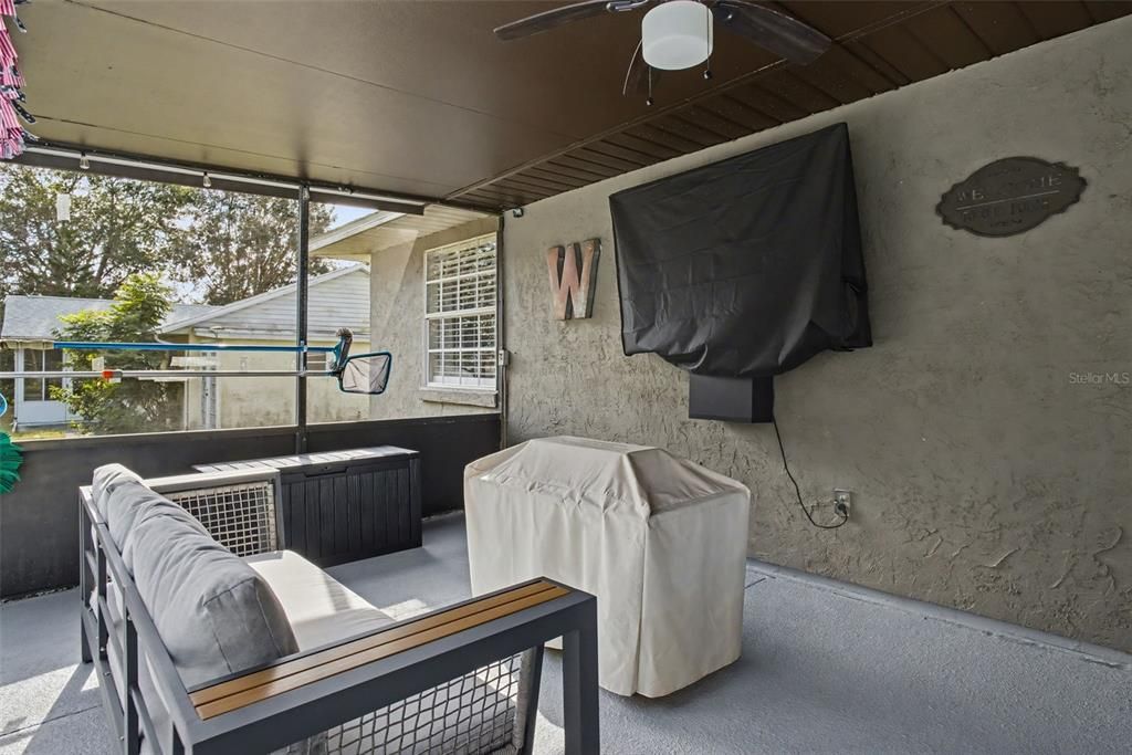 На продажу: $299,000 (3 спален, 2 ванн, 1269 Квадратных фут)