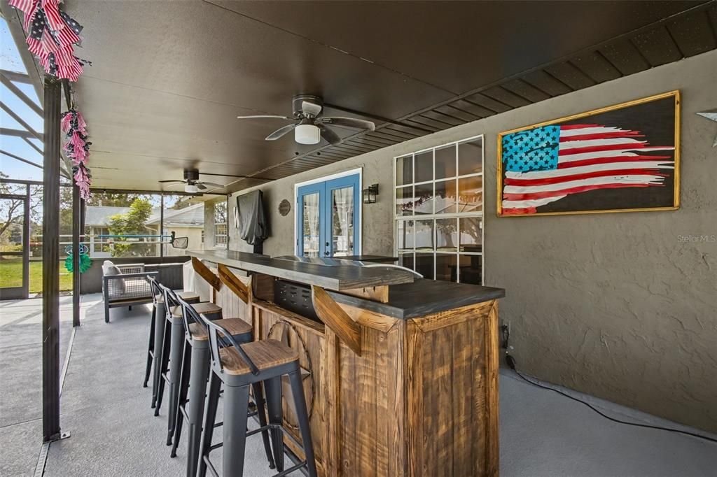 На продажу: $299,000 (3 спален, 2 ванн, 1269 Квадратных фут)