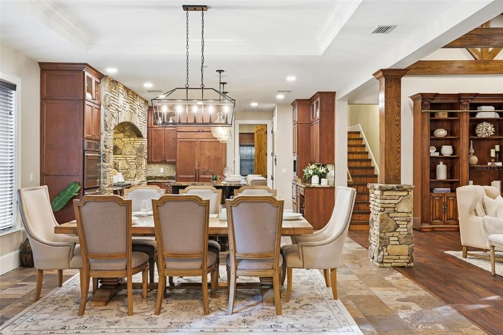 En Venta: $2,285,000 (6 camas, 4 baños, 5513 Pies cuadrados)