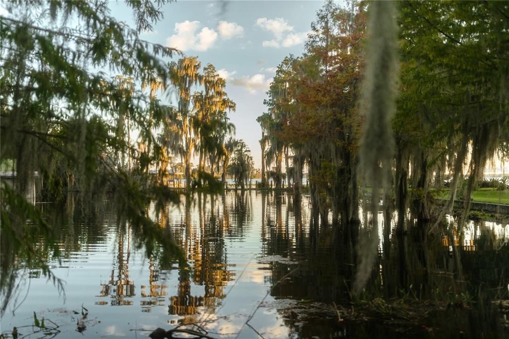 En Venta: $2,285,000 (6 camas, 4 baños, 5513 Pies cuadrados)