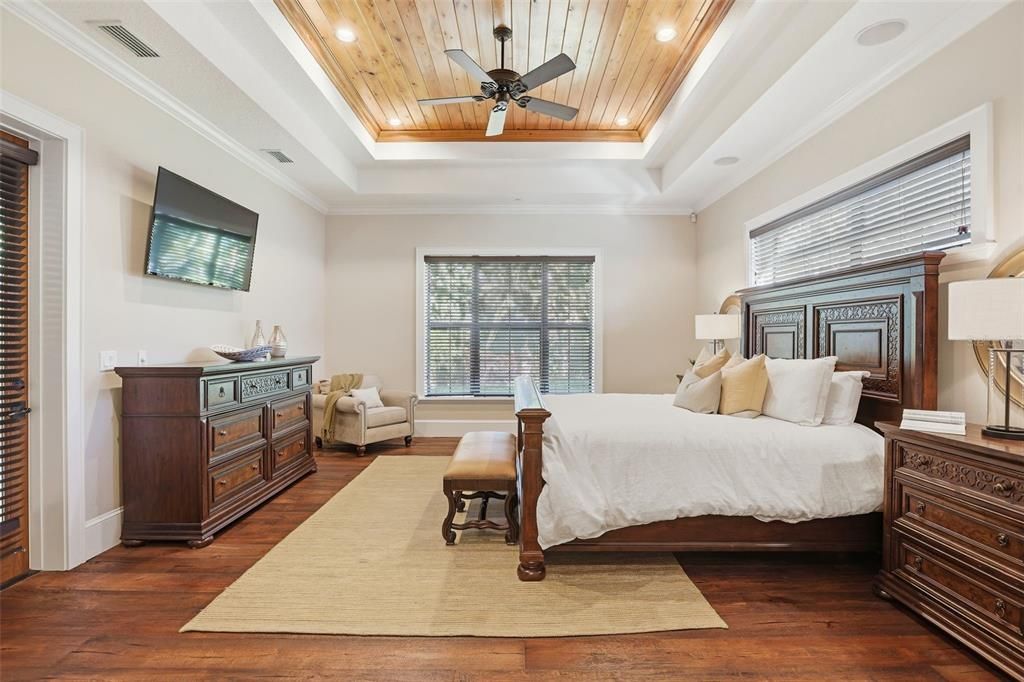 En Venta: $2,285,000 (6 camas, 4 baños, 5513 Pies cuadrados)