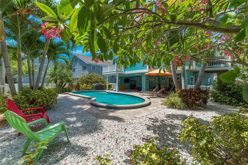 For Sale: $1,799,000 (2 beds, 2 baths, 1480 Square Feet)