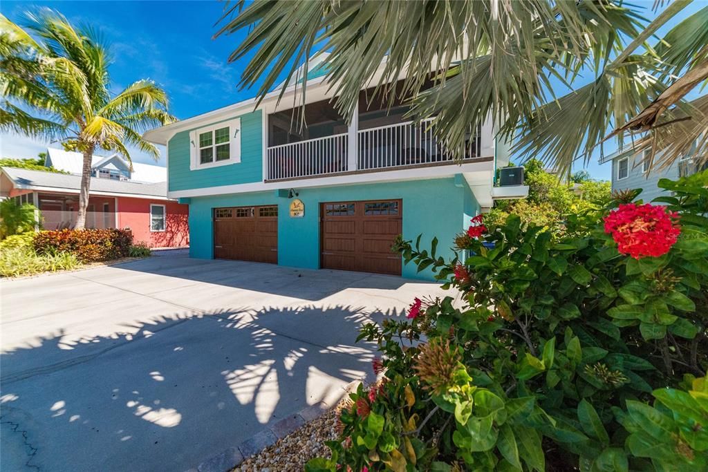 For Sale: $1,799,000 (2 beds, 2 baths, 1480 Square Feet)