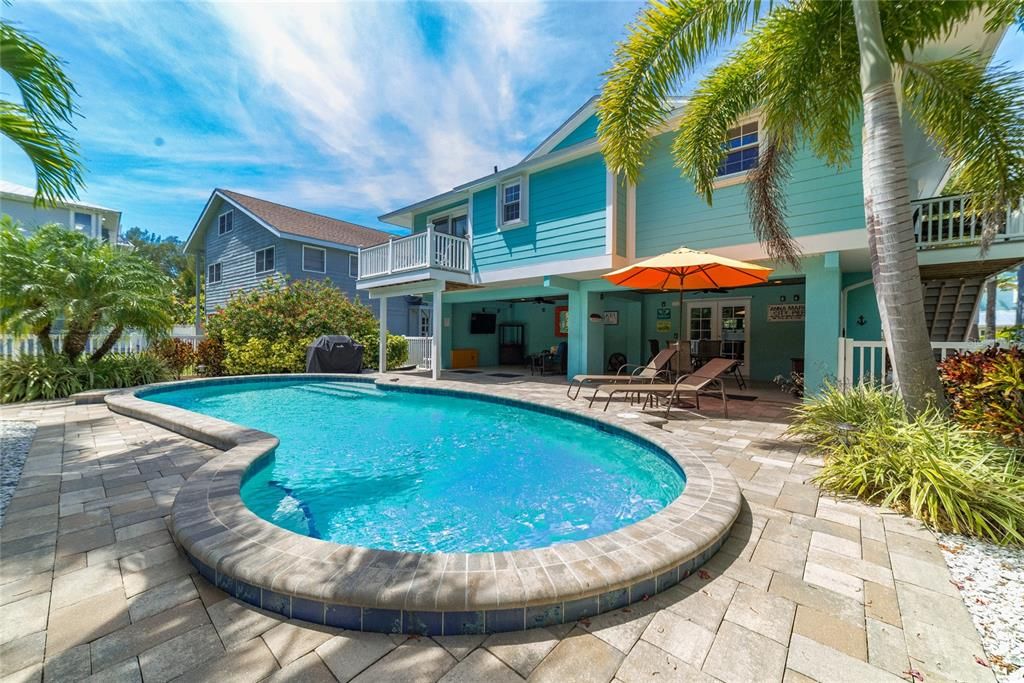 For Sale: $1,799,000 (2 beds, 2 baths, 1480 Square Feet)