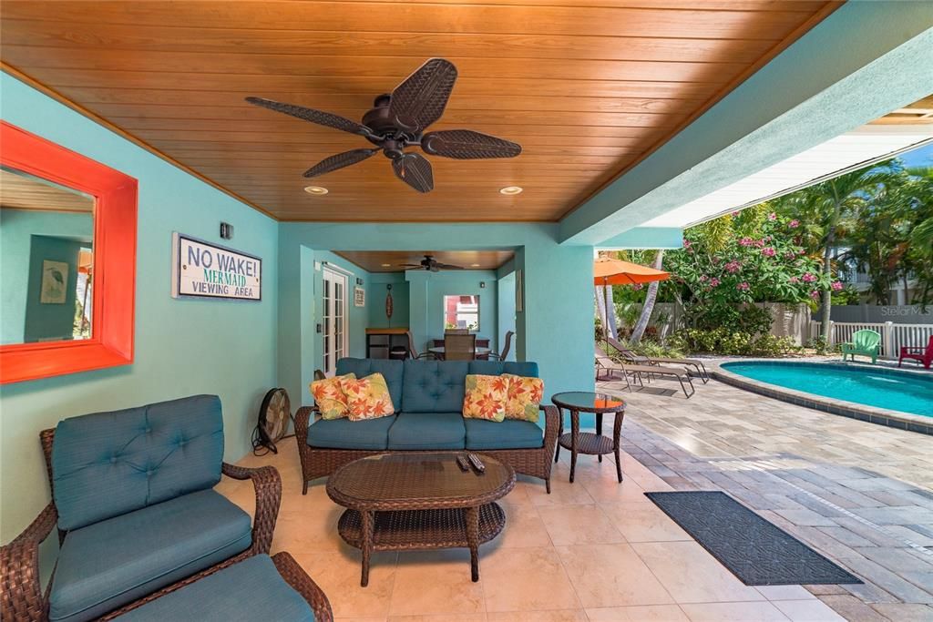 For Sale: $1,799,000 (2 beds, 2 baths, 1480 Square Feet)