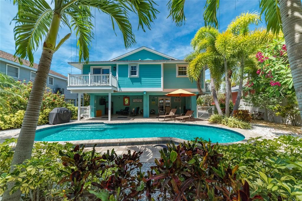 For Sale: $1,799,000 (2 beds, 2 baths, 1480 Square Feet)