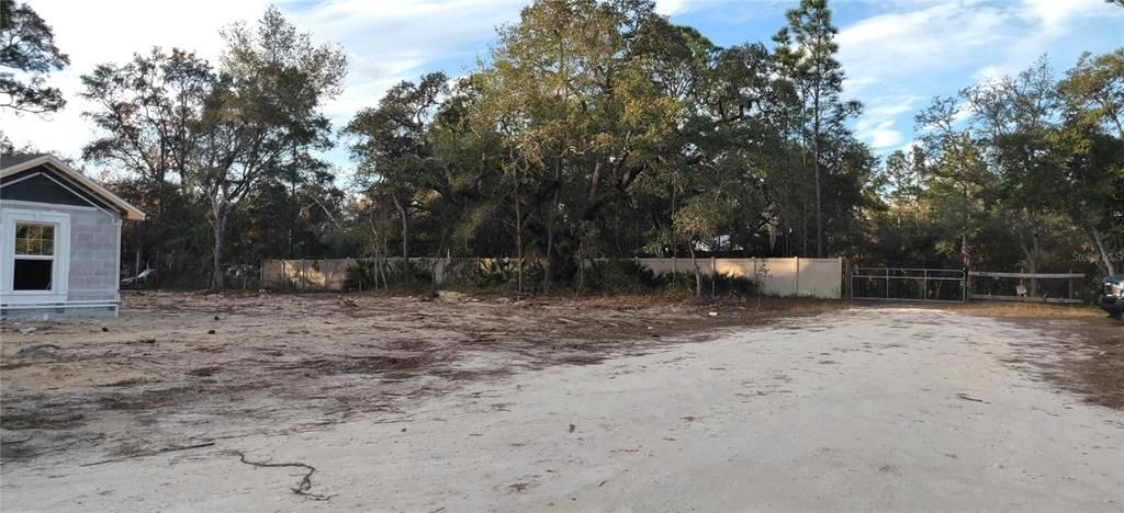 En Venta: $394,150 (4 camas, 2 baños, 2169 Pies cuadrados)