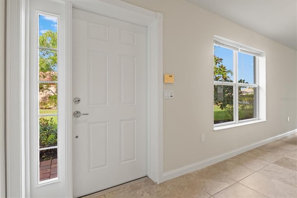 На продажу: $350,000 (3 спален, 2 ванн, 1554 Квадратных фут)