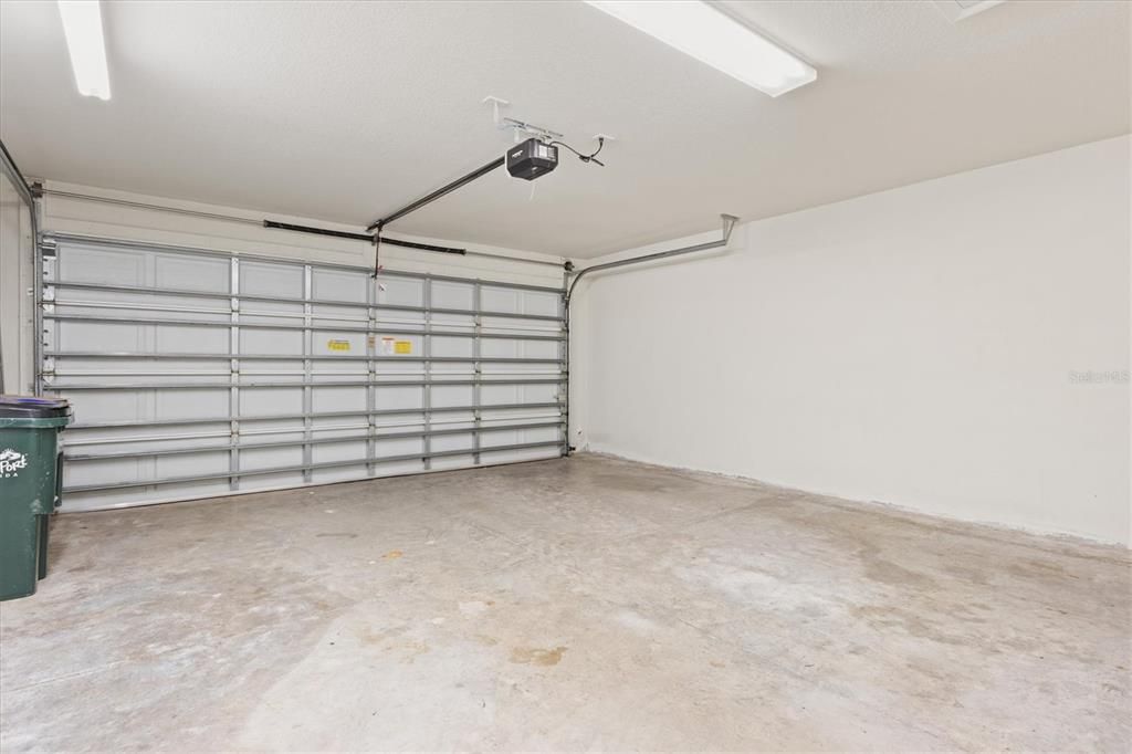 На продажу: $350,000 (3 спален, 2 ванн, 1554 Квадратных фут)