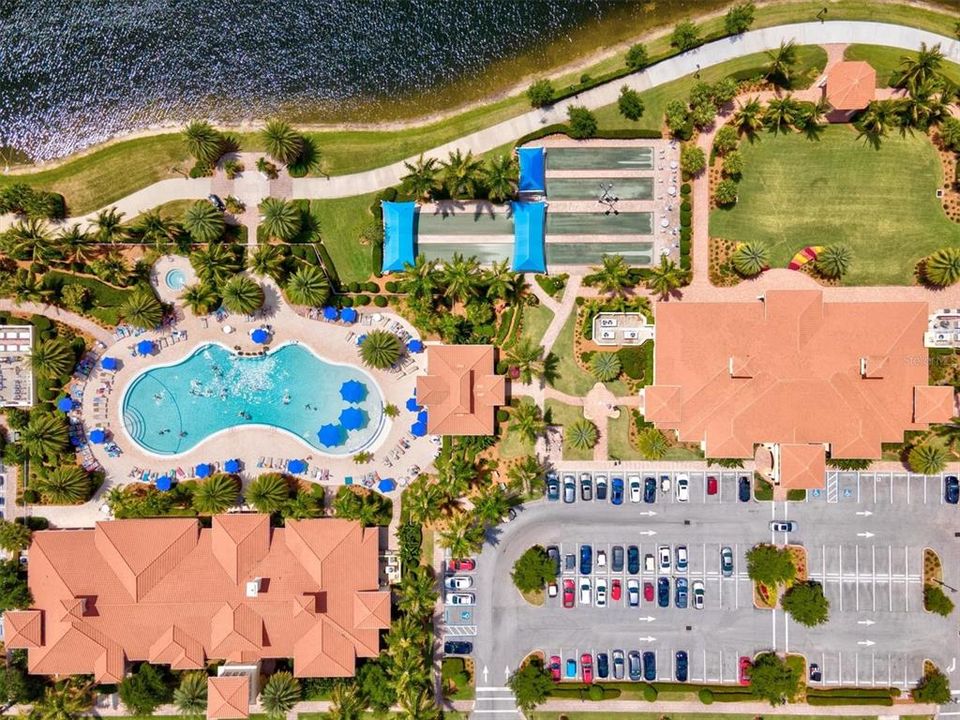 На продажу: $350,000 (3 спален, 2 ванн, 1554 Квадратных фут)