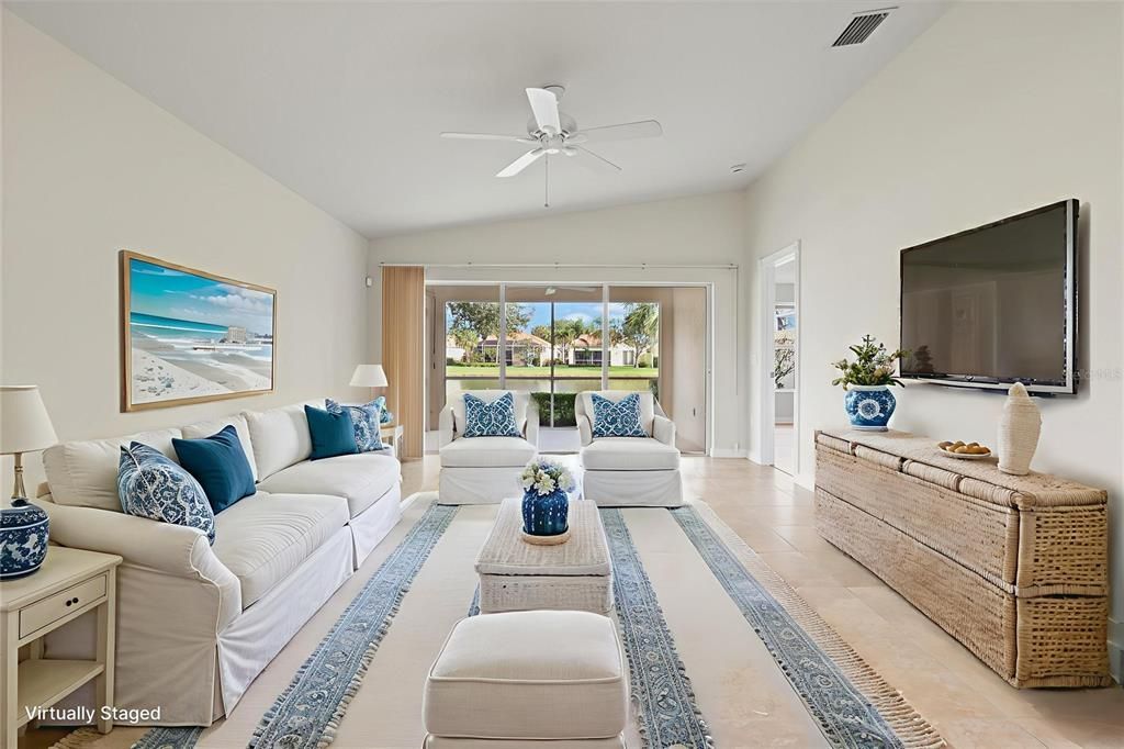 На продажу: $350,000 (3 спален, 2 ванн, 1554 Квадратных фут)